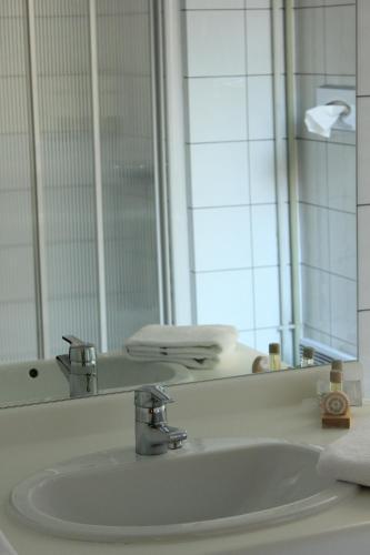 Foch Hotel